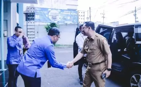 Pj Bupati Jember Gelar Kunker di BUMD Jember