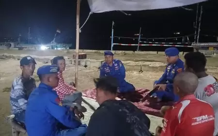 Ngopi Bareng Masyarakat Pesisir, Satpolairud Polres Situbondo Ajak Pilkada Damai