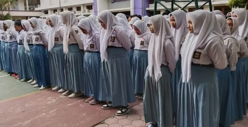 Kecelakaan Maut di Tol Surabaya-Mojokerto, SMAN 1 Kedungwaru Gelar Doa Bersama untuk Korban