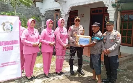 Respons Cepat Kapolres Trenggalek, Tinjau Lokasi dan Salurkan Bantuan Bencana di Kecamatan Karangan