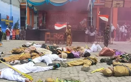 Peringati Hari Pahlawan,  Siswa Gelar Teatrikal  Perjuangan Merebut Kemerdekaan