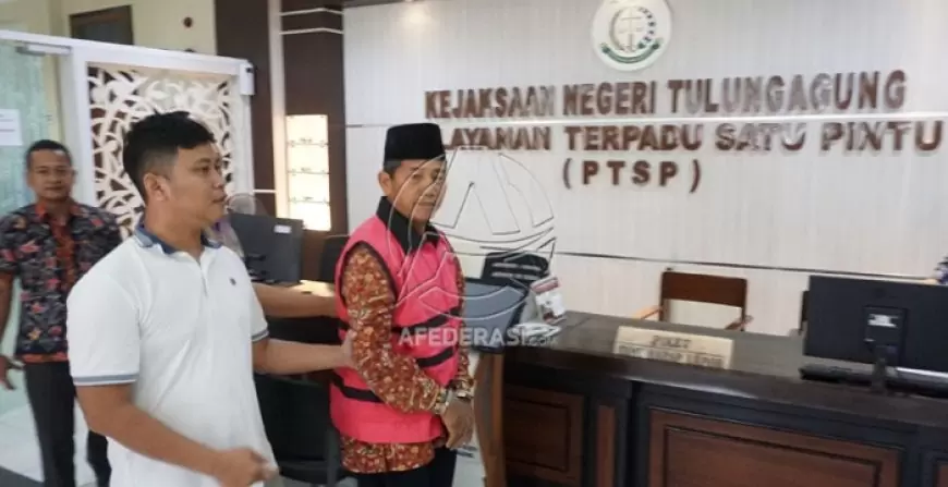 Setelah 7 Tahun Buron, Eks Wakil Ketua DPRD Jayapura Ditangkap di Tulungagung atas Kasus Korupsi