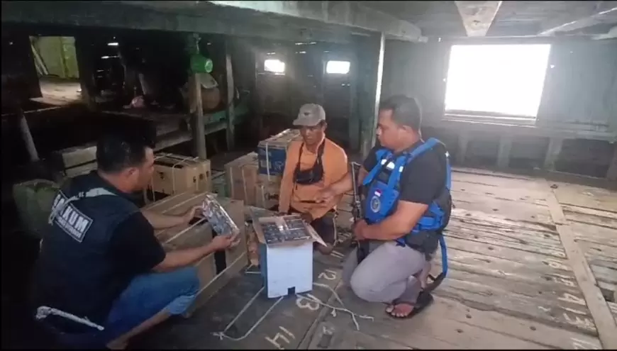 Satpolairud Situbondo Amankan 150 Slop Rokok Ilegal di Pelabuhan Besuki