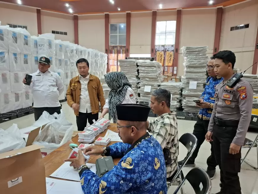 Pilkada Serentak 2024, KPU Situbondo Pastikan Logistik Aman dan Tepat Waktu