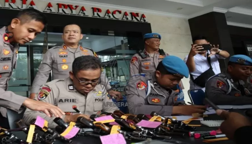 Cegah Penyalahgunaan, Polres Tulungagung Periksa Senjata Api Dinas