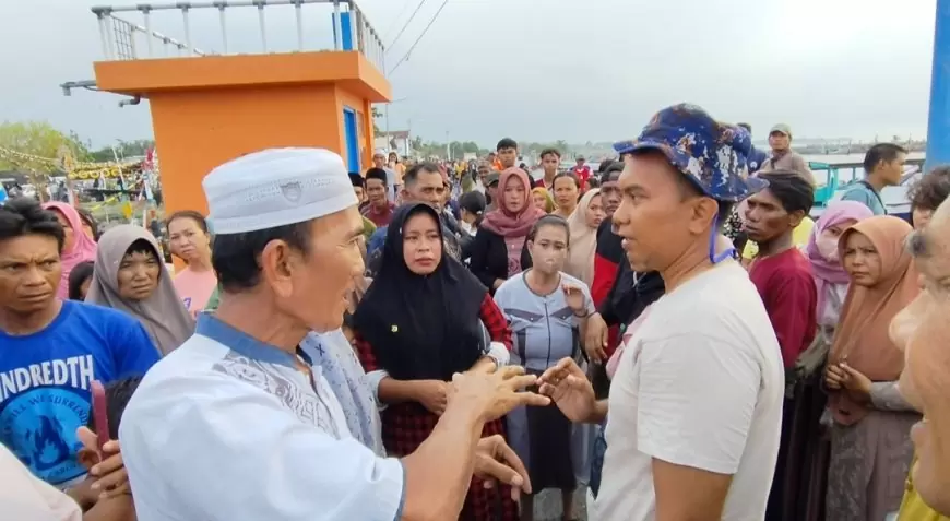 KLM Lorena Tenggelam di Perairan Situbondo, Puluhan Penumpang Berhasil Dievakuasi