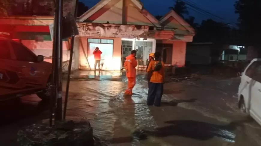 Banjir Tahunan datang, Warga Mumbulsari Jember Minta Jembatan Direnovasi