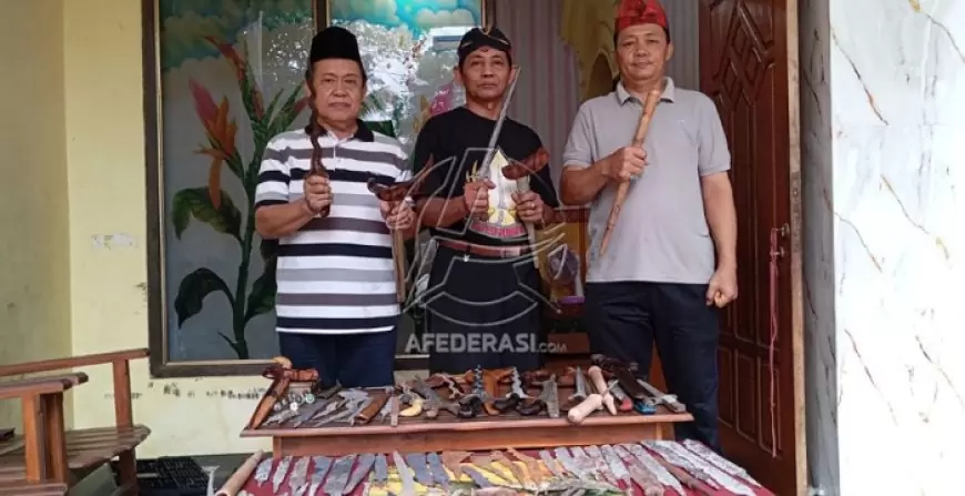 Kolaborasi Antarbangsa, Perkumpulan Tosan Aji Parikesit Trenggalek Gelar Pameran Pusaka di Malaysia