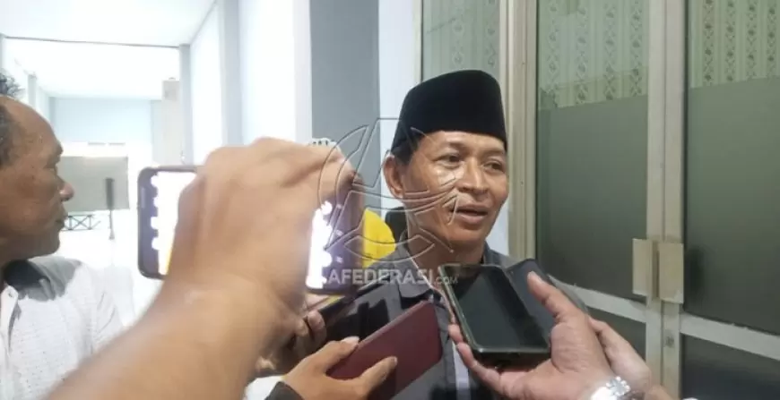 Pemuda Kocape Datangi DPRD Situbondo, Ungkap Jalan Rusak dan Dugaan Intimidasi Perangkat Desa