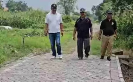 Buntut Protes Warga, Pemdes Sumput Gerak Cepat Perbaiki Paving Ambles