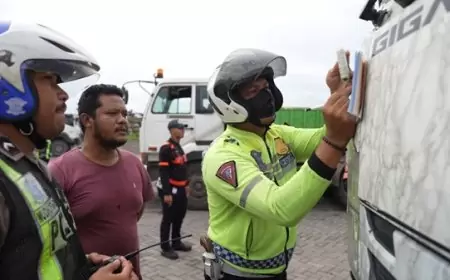 Langgar Jam Operasional, Puluhan Angkutan Barang Terjaring Razia 