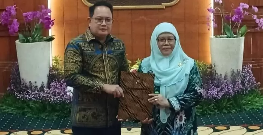 Nyai Khoirani Resmi Pimpin Situbondo, Gantikan Bupati Karna Suswandi yang Ditahan KPK