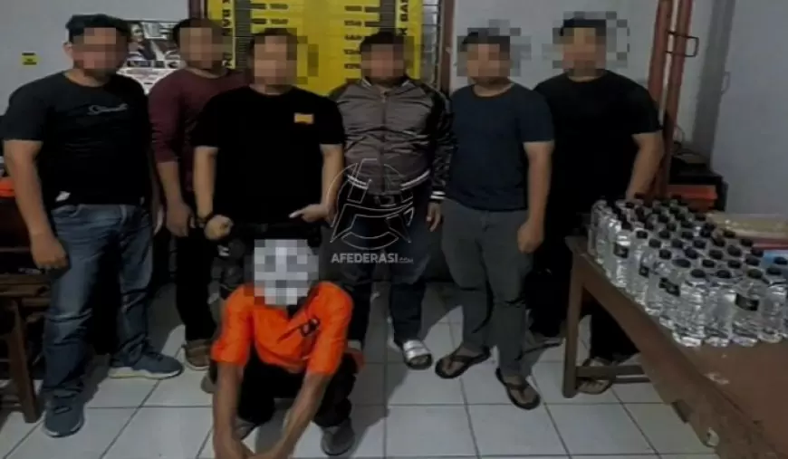 Razia Miras Ilegal di Tulungagung, Polisi Bekuk Penjual Saat Transaksi