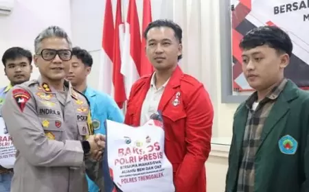 Polres Trenggalek Gandeng Mahasiswa, Bagikan 200 Paket Sembako untuk Warga Kurang Mampu