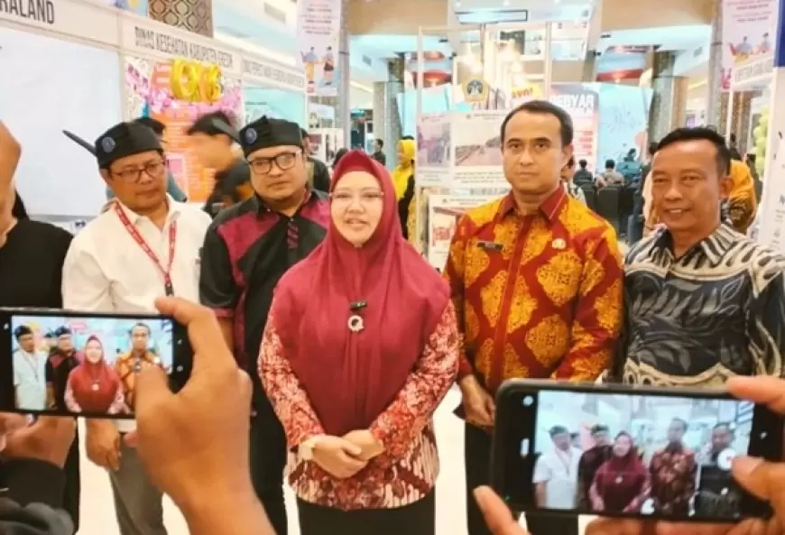 DPMPTSP Gresik Gelar Gebyar Pelayanan Publik di Mall