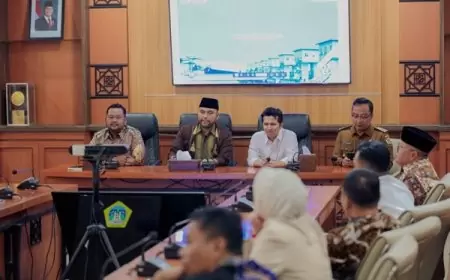 Wagub Emil Dardak Bentuk Forum Sinergitas Daerah Terdampak Banjir 