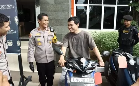 Senyum Haru Indrajit usai Motor Kesayangan yang Dicuri Dikembalikan
