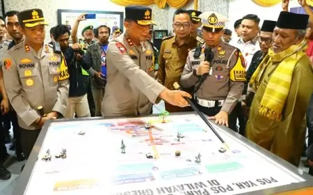 Kapolda Jatim Tinjau Posyan Bunder Pastikan Kesiapan Operasi Ketupat Semeru 2025 