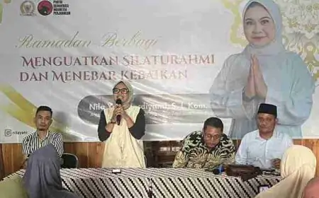 Berbagi Diakhir Ramadan, Anggota DPR RI Nila Yani Hardiyant Salurkan Ribuan Parcel Lebaran