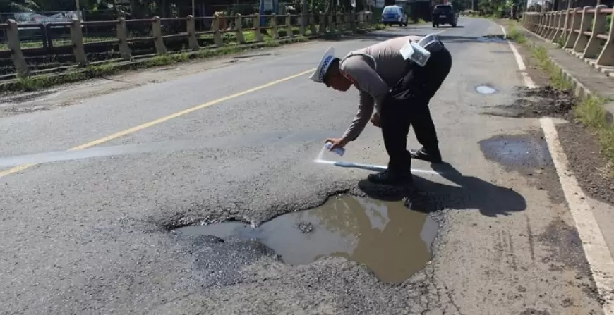 Jelang Lebaran, Satlantas Polres Trenggalek Petakan Jalan Rusak di Jalur Mudik
