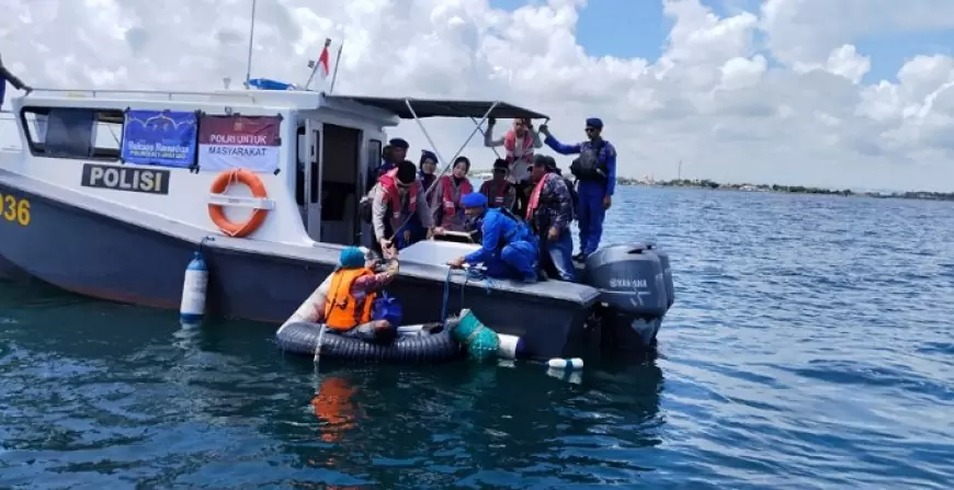 Kapolres Situbondo Patroli Laut, Dengarkan Keluhan Nelayan dan Bagikan Sembako