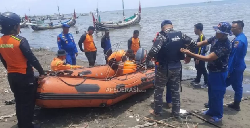 Perahu Terbalik di Perairan Jangkar, Nelayan Sumenep Belum Ditemukan