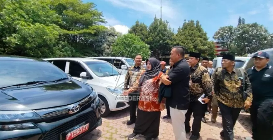 Bupati Situbondo Sidak Mobil Siaga Desa, Temukan Banyak Pelanggaran Administrasi