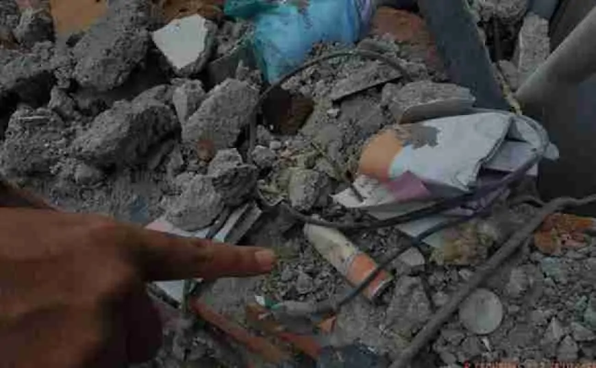 Ledakan Dahsyat! Mercon Meledak, Rumah Warga Jember Hancur Berantakan