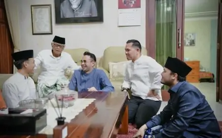 Raffi Ahmad Bersilaturahmi ke Kediaman Ketua MUI KH. Anwar Iskandar di Ponpes Al-Amien Kediri