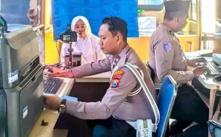 Polres Gresik Kembali Hadirkan Layanan SIM keliling di Pulau Bawean