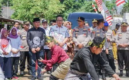 Kapolda Jatim Resmikan Pembangunan Mapolsek Tambak Bawean 