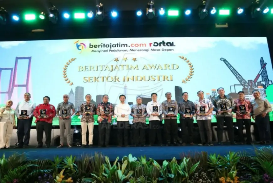 PT BSI Raih Penghargaan Bergengsi, Diakui Sebagai Penggerak Sumber Daya Lokal dan Penopang Ekonomi Mineral Jatim