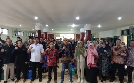 PWI Jember Bekali Humas Sekolah Deteksi Wartawan Gadungan dan Kuasai Teknik Jurnalistik