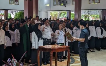 Bupati Trenggalek Lantik Ratusan ASN, Tekankan Loyalitas dan Pengabdian