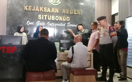 Desak Pengusutan Dana Pokir DPRD Situbondo, Massa GKS BASRA dan GP SAKERA Kepung Kejari