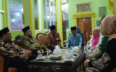 Bupati Jombang Temui Pengasuh Ponpes Shiddiqiyyah, Bahas Bukti Kelahiran Bung Karno