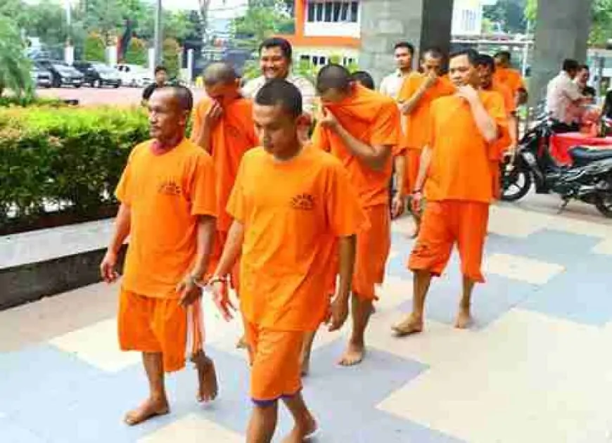 Amankan 22 Tersangka dari 15 Kasus Diungkap Polres Gresik Selama April 2025