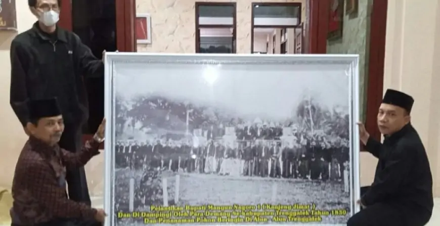 Warisan Visual dari 1830: Perkumpulan Tosan Aji Parikesit Serahkan Foto Sejarah Langka ke DPRD Trenggalek