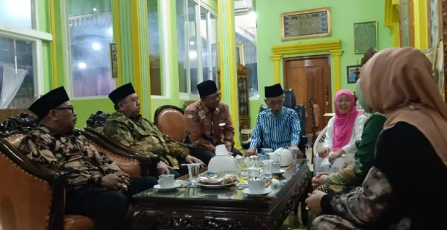 Bupati Jombang Temui Pengasuh Ponpes Shiddiqiyyah, Bahas Bukti Kelahiran Bung Karno