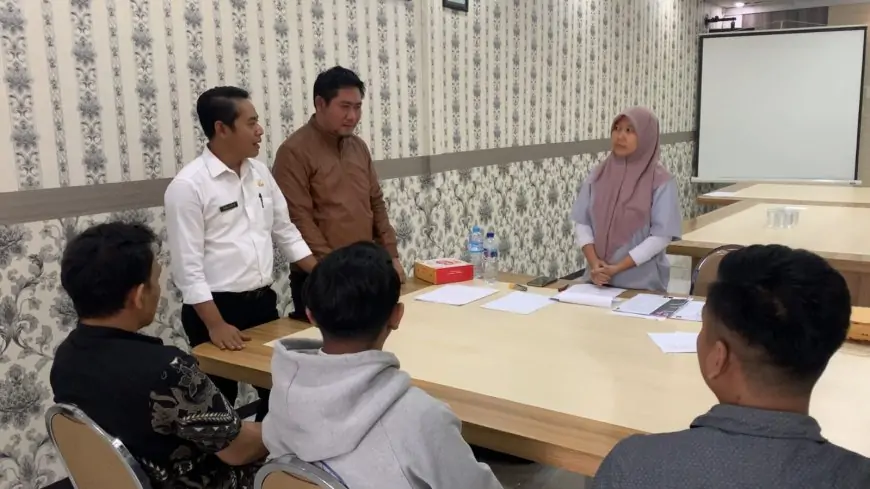 Pencari Kerja Lokal Gresik Membludak ikuti Wal In Interview Disnaker