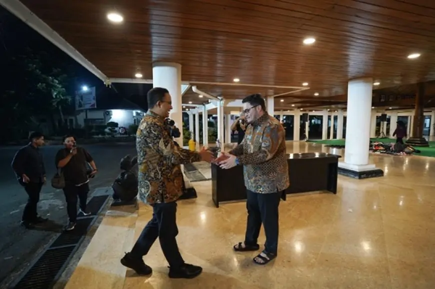 Didampingi Bupati Dhito, Anies Baswedan Sapa Siswa SMA Dharma Wanita Boarding School