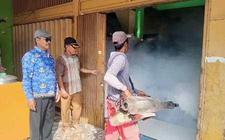 Belasan Warga Terserang DBD, Pemdes Tambakrejo Gerak Cepat Lakukan Fogging