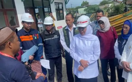 Temui  Gubernur Jatim Khofifah, Cak Arif  Sampaikan Mengenai Sejarah  Kelahiran Bung Karno