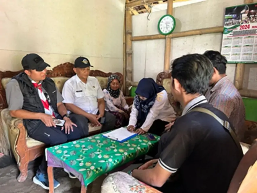 Kwarda Pramuka Jatim Bangun Harapan Lewat Bedah Rumah di Jember