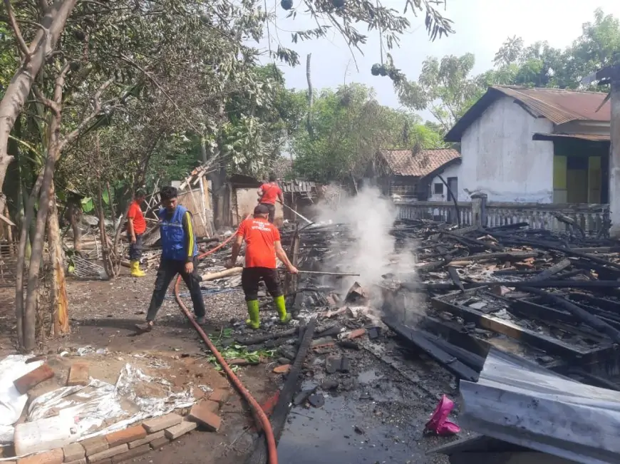 Kebakaran Hebat di Situbondo, Rumah Nenek Ludes dan Sekolah TK Ikut Terbakar