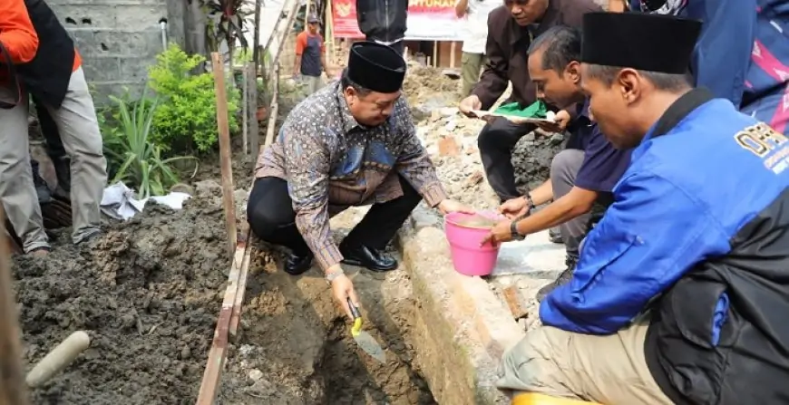 Bupati Jombang Resmikan  Peletakan Batu Pembangunan Rumah Syukur Layak Huni Shiddiqiyyah