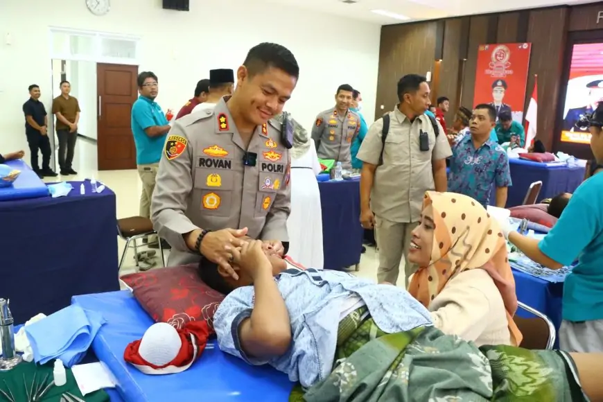 Suasana Haru dan Bahagia warnai Khitanan Massal HUT Bhayangkara ke 79