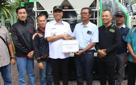 Tingkatkan Hasil Panen, Pemkab Tulungagung Berikan Bantuan Alat Pertanian