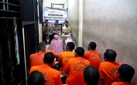 Dari Balik Jeruji Besi, Polres Gresik Berikan Siraman Rohani dan Mental Penghuni Tahanan