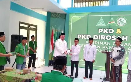 Dari Wisma Atlet ke Pelosok Pesantren, GP Ansor Pacitan Teguhkan Khidmah lewat Buku Amaliyah